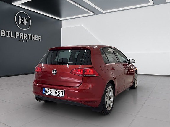 Vehicle Image 7