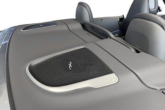 Vehicle Image 27