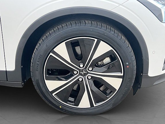 Vehicle Image 37