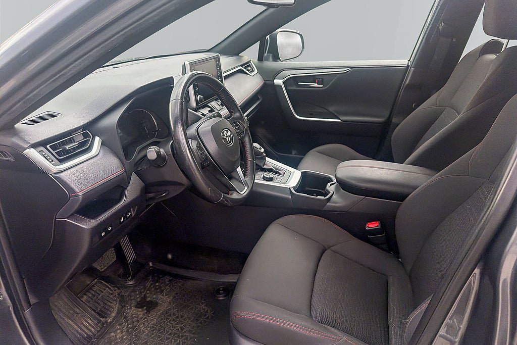 Vehicle Image 10