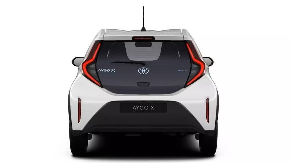 Vehicle Image 4