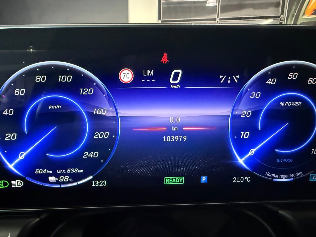 Vehicle Image 23