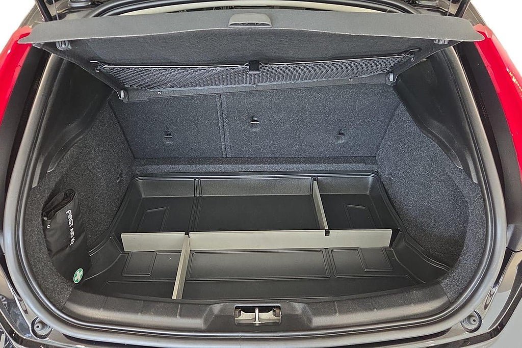 Vehicle Image 18