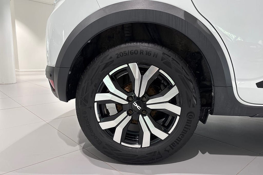 Vehicle Image 17