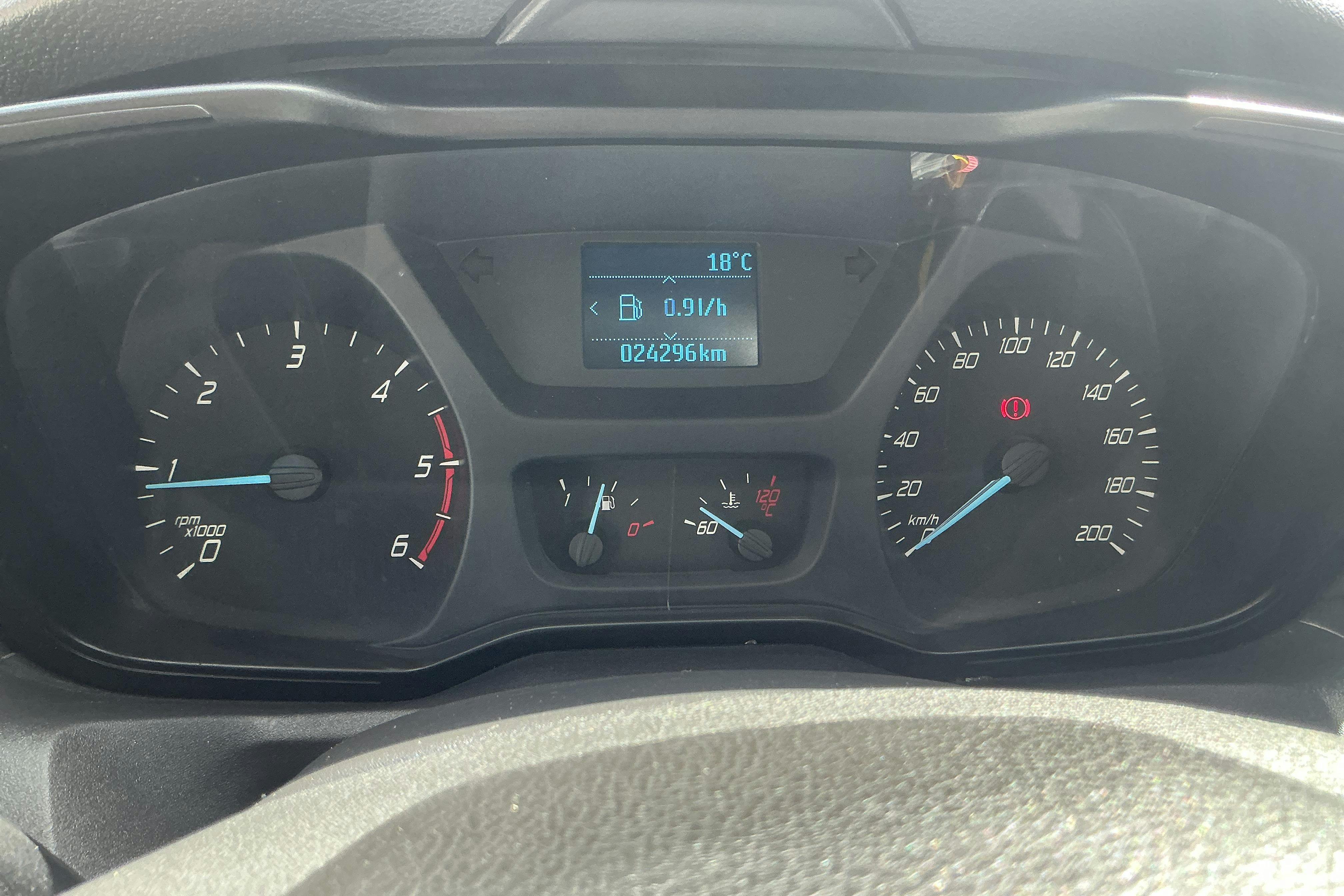 Vehicle Image 10