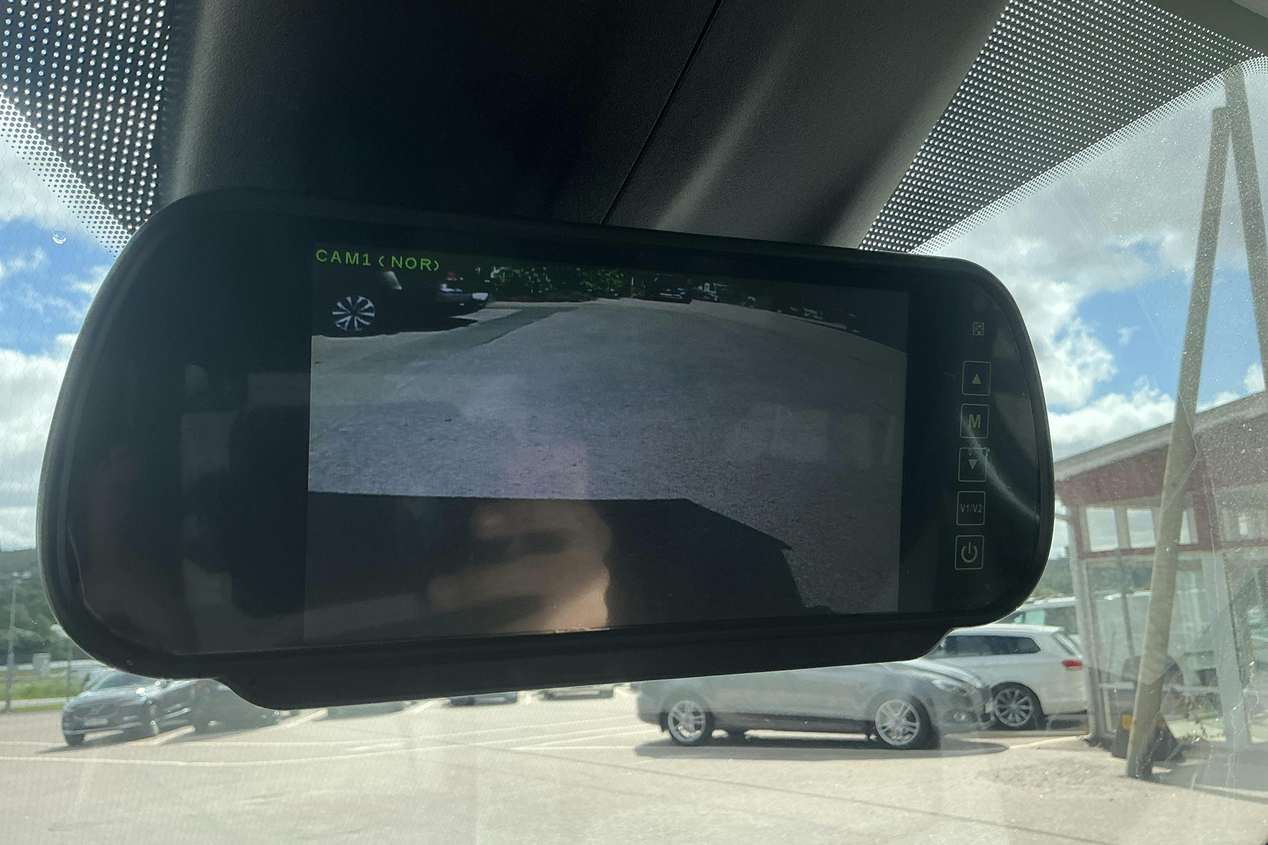 Vehicle Image 11