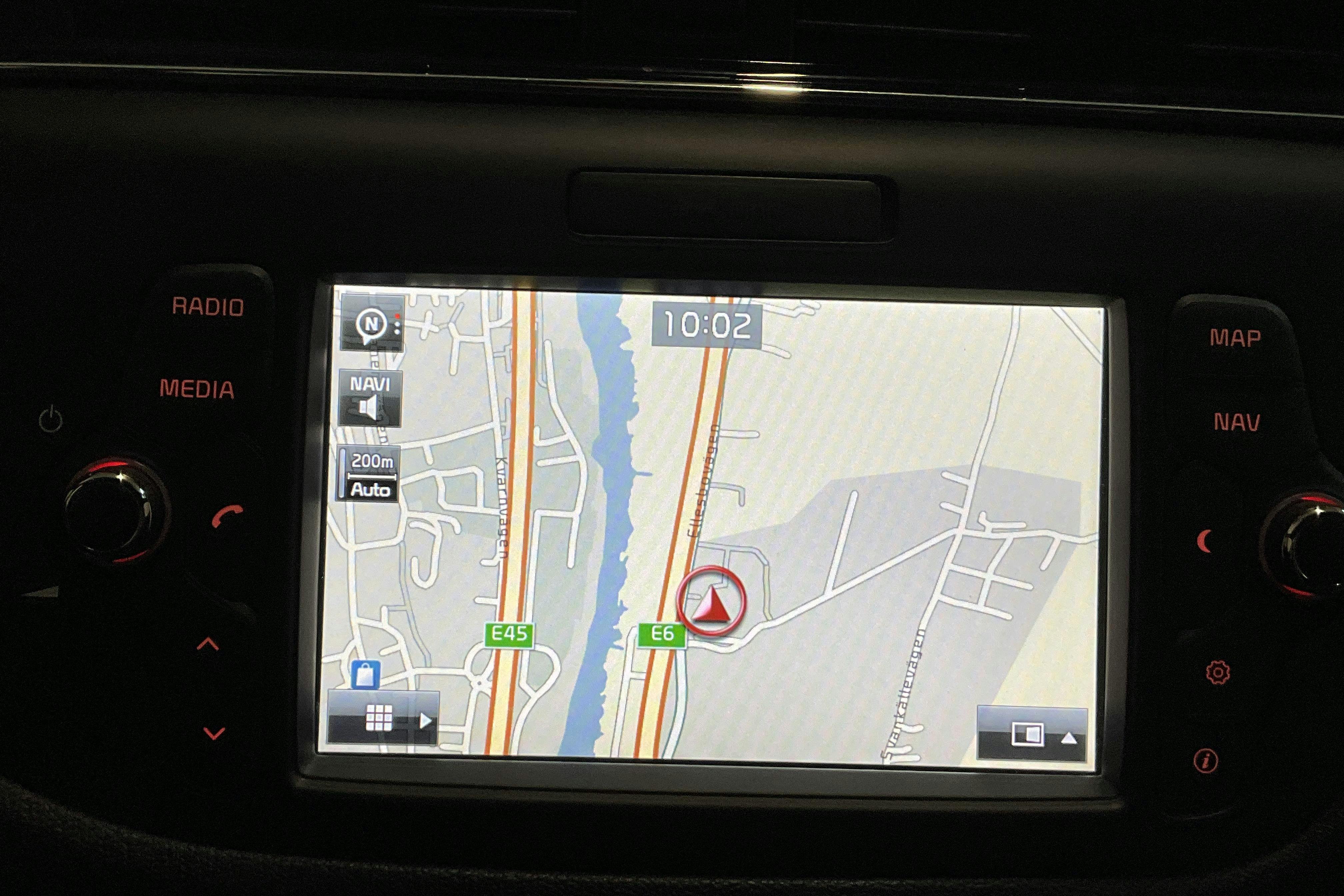 Vehicle Image 11