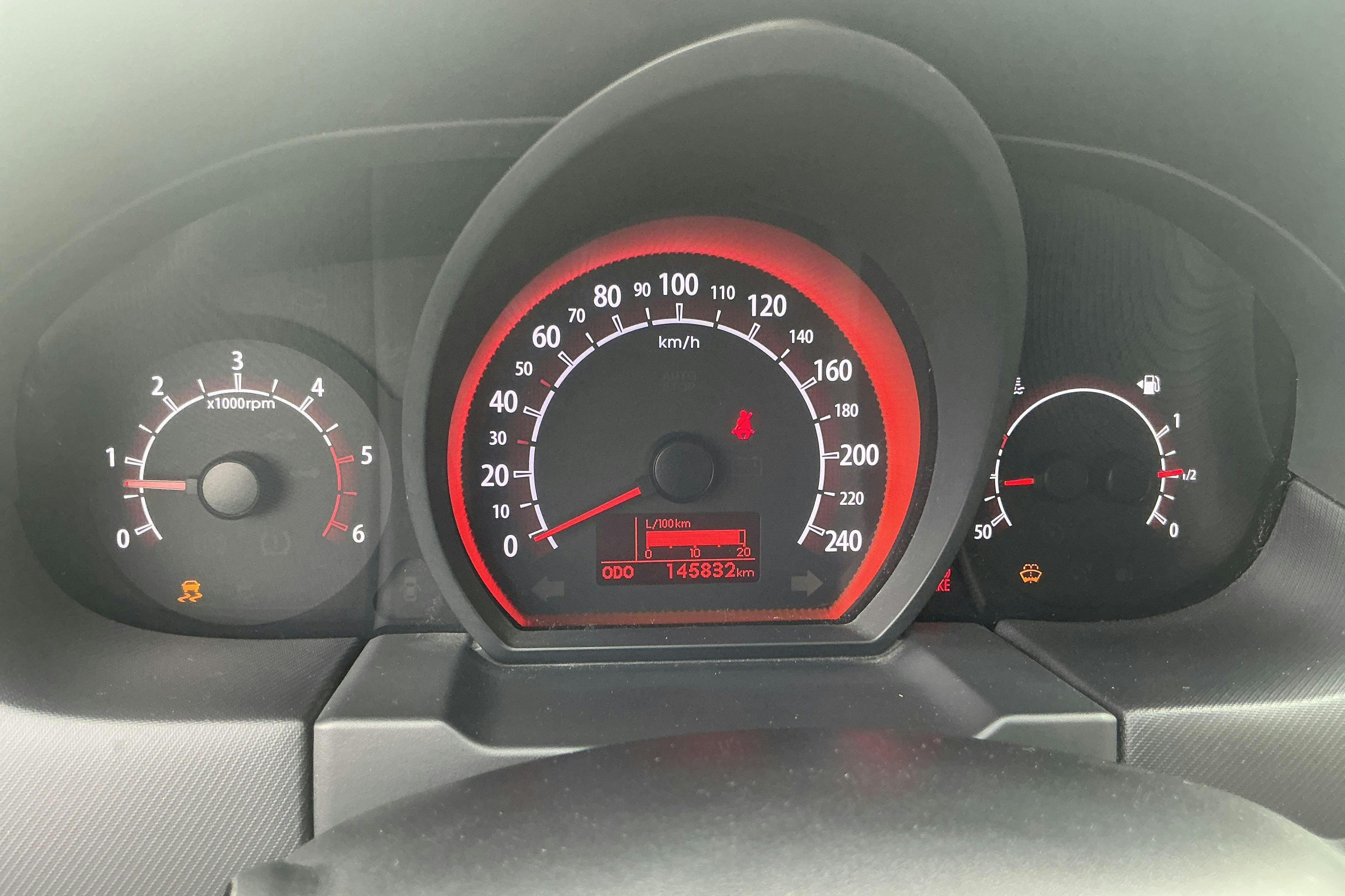 Vehicle Image 10