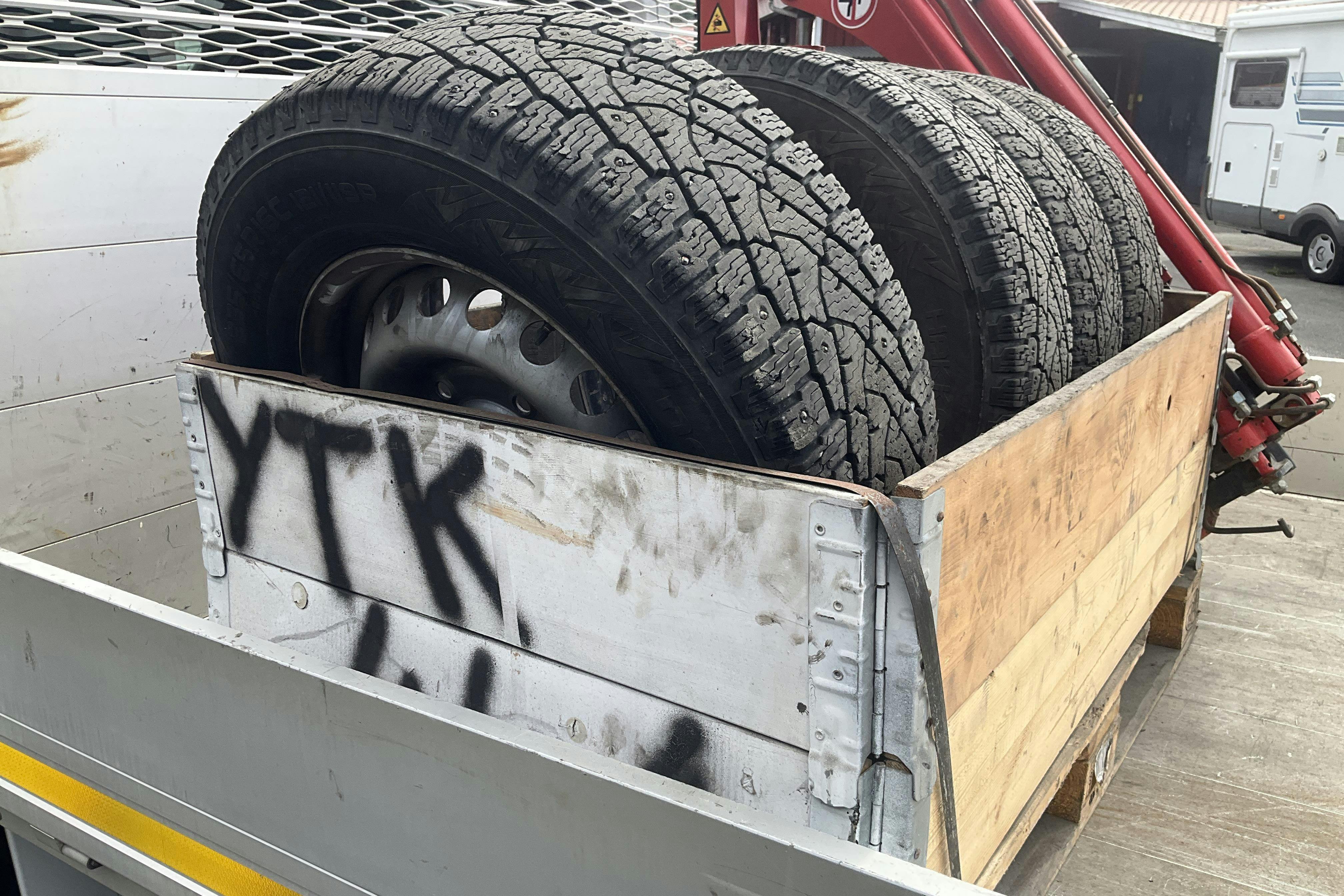 Vehicle Image 18
