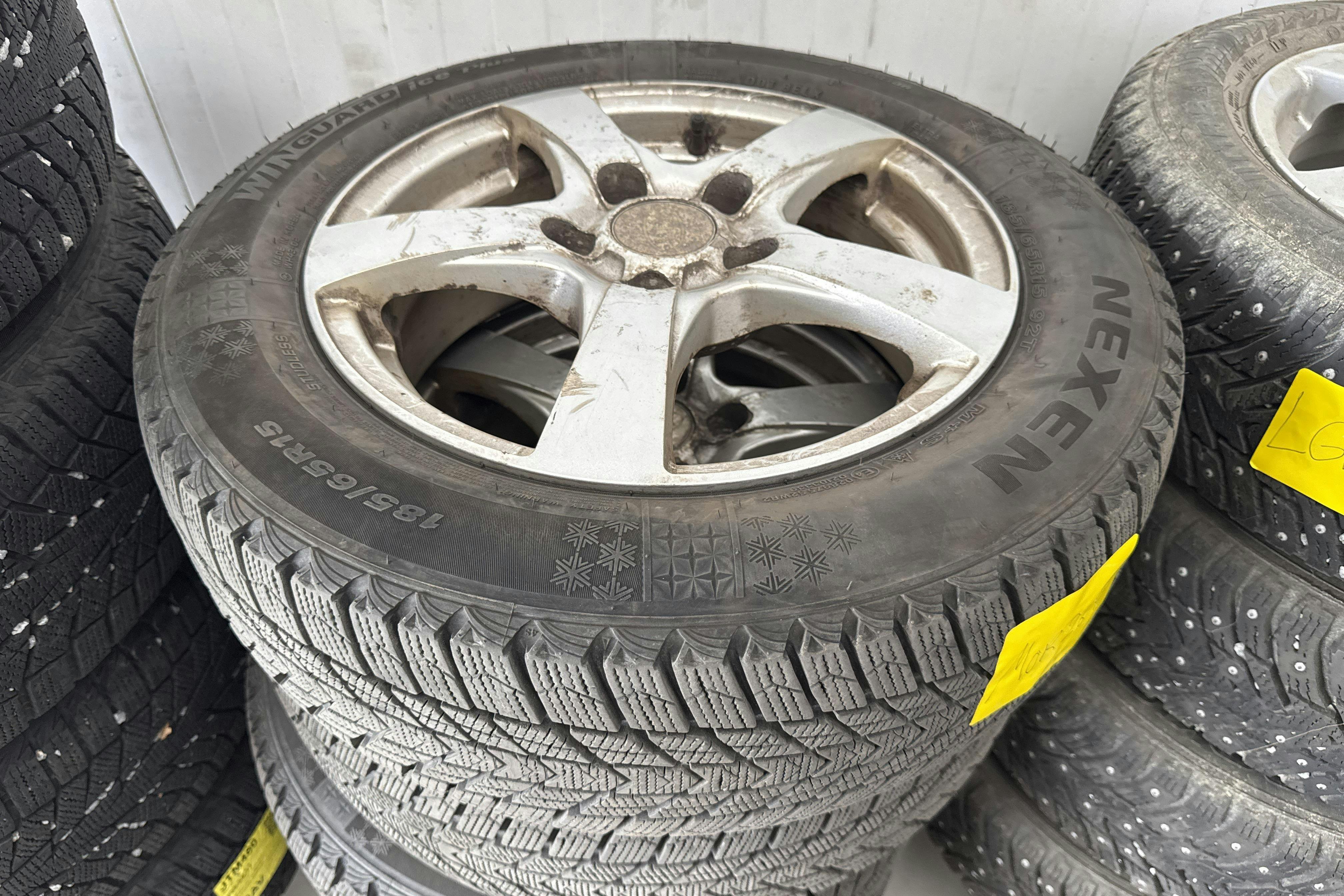 Vehicle Image 14
