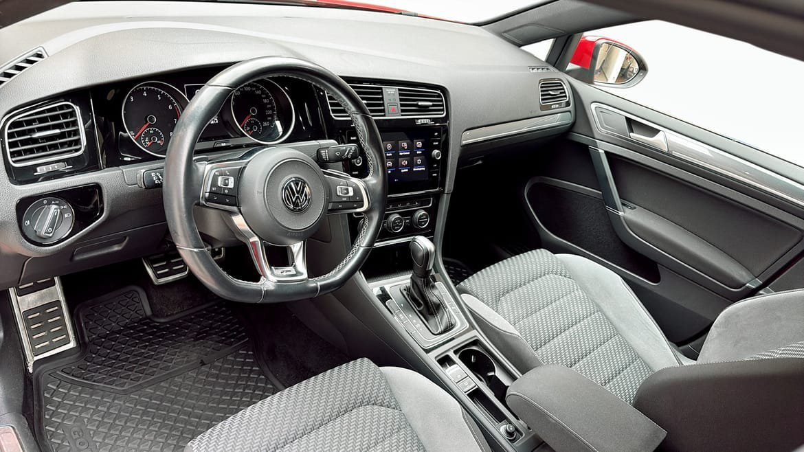 Vehicle Image 7