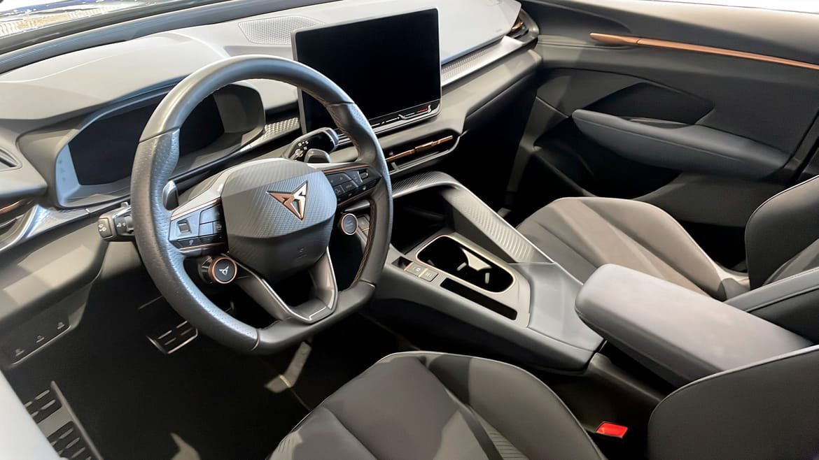 Vehicle Image 7