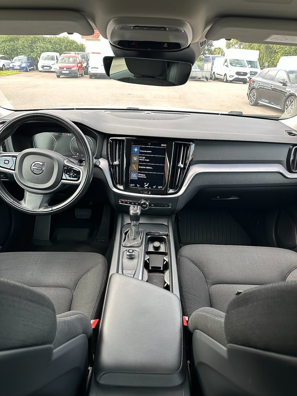 Vehicle Image 8