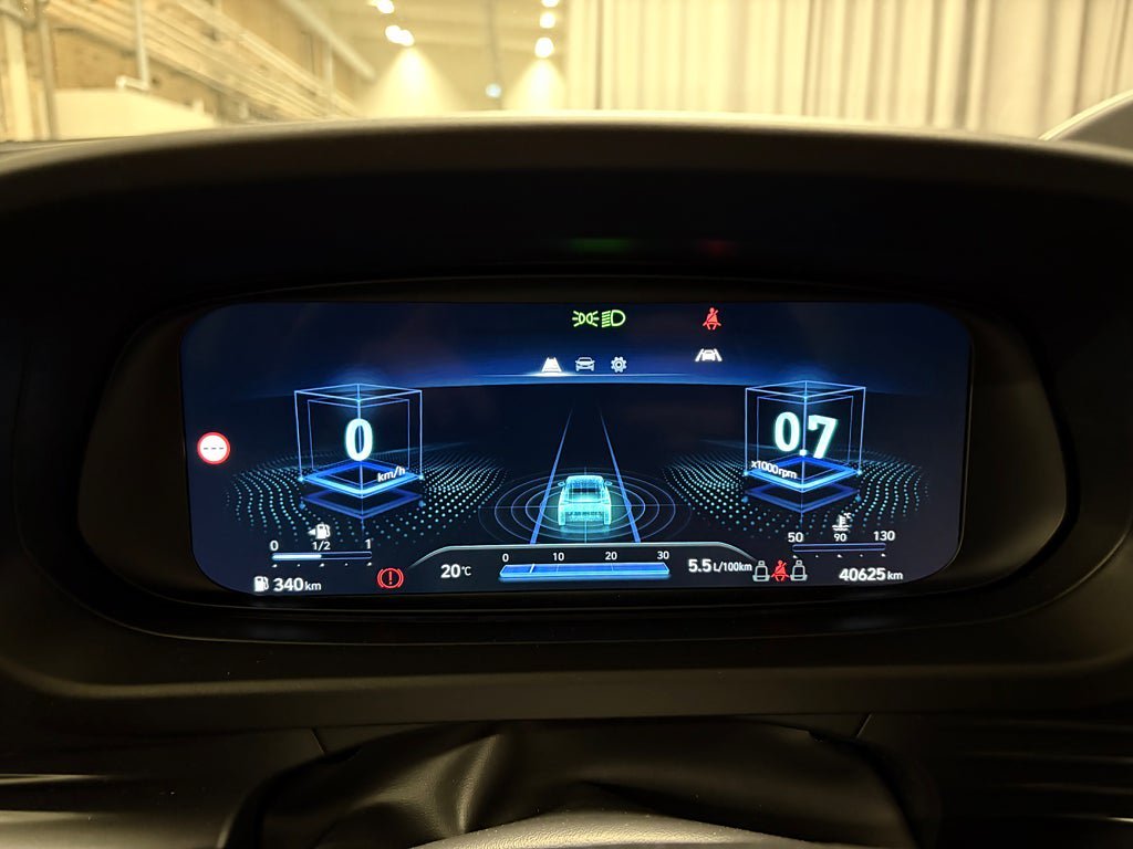 Vehicle Image 10