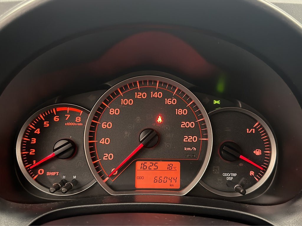 Vehicle Image 15
