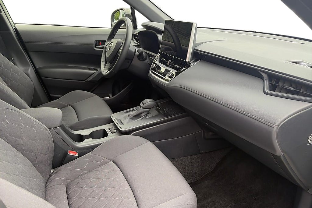 Vehicle Image 8