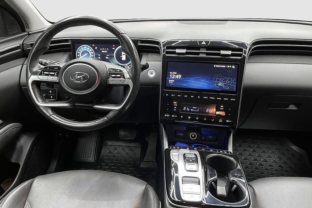 Vehicle Image 12
