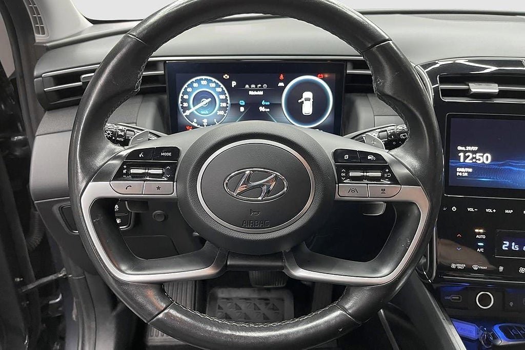 Vehicle Image 13