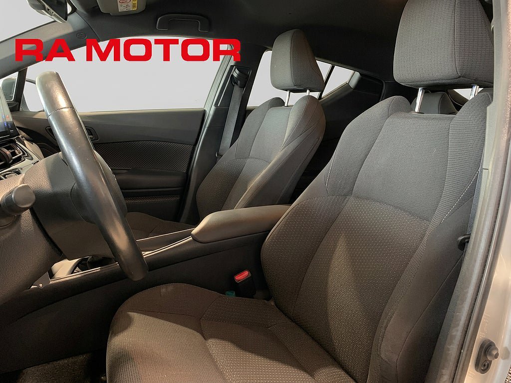 Vehicle Image 10