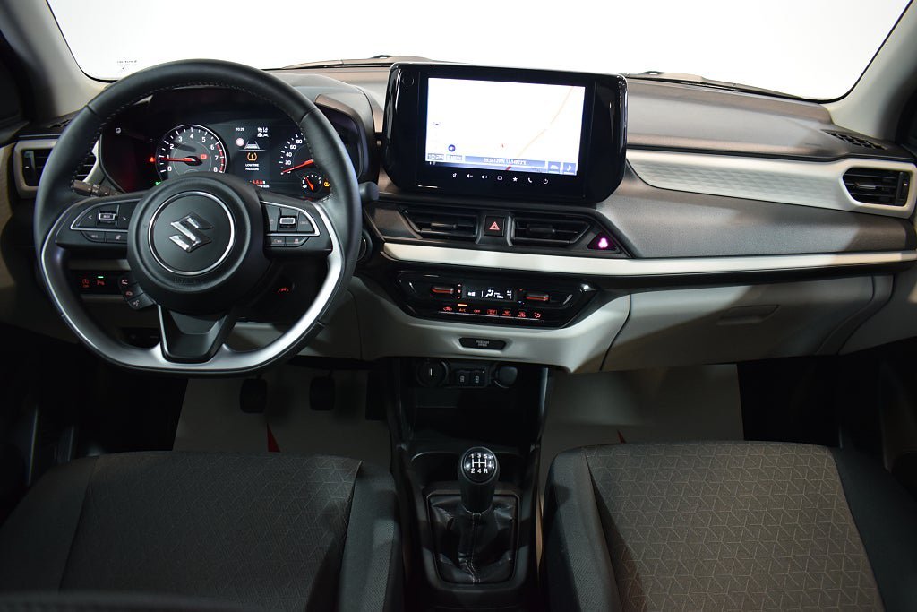 Vehicle Image 14