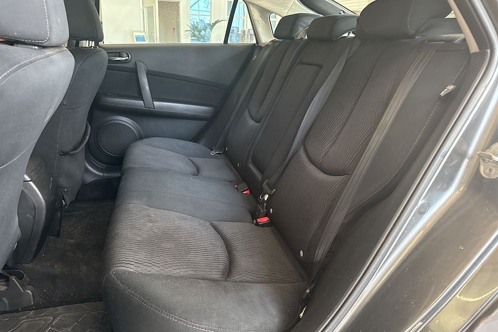 Vehicle Image 10