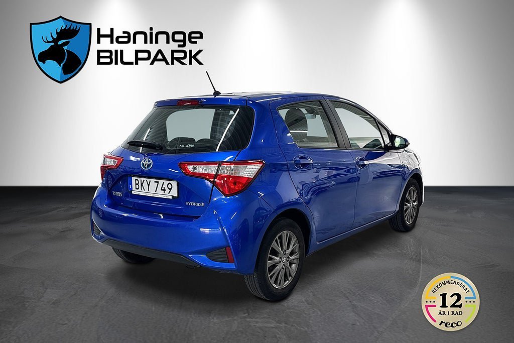 Vehicle Image 9
