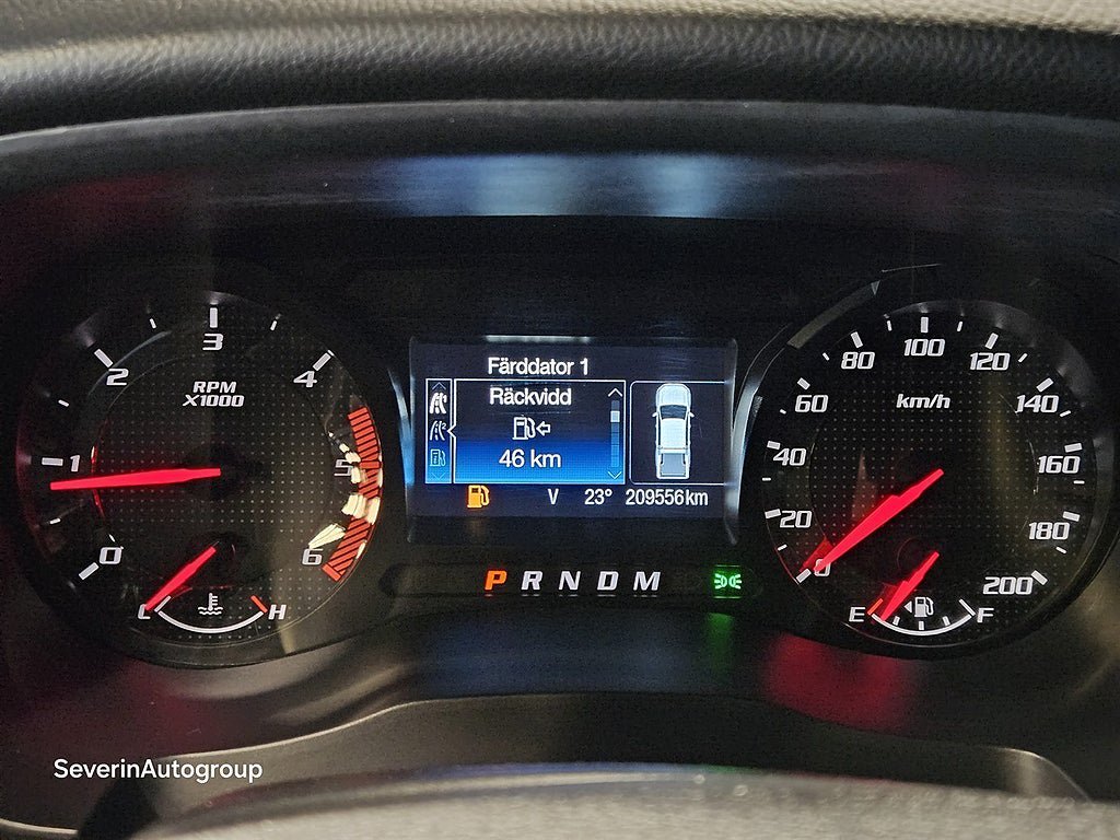Vehicle Image 12
