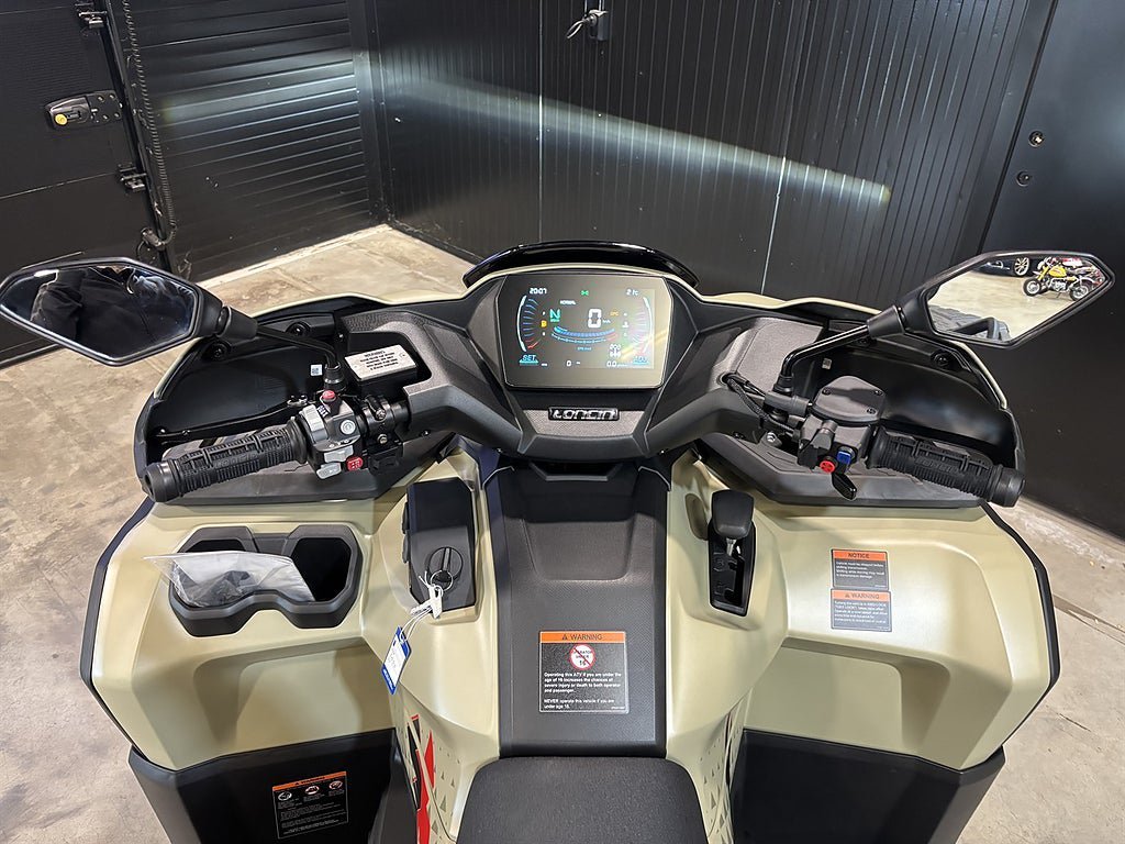 Vehicle Image 19
