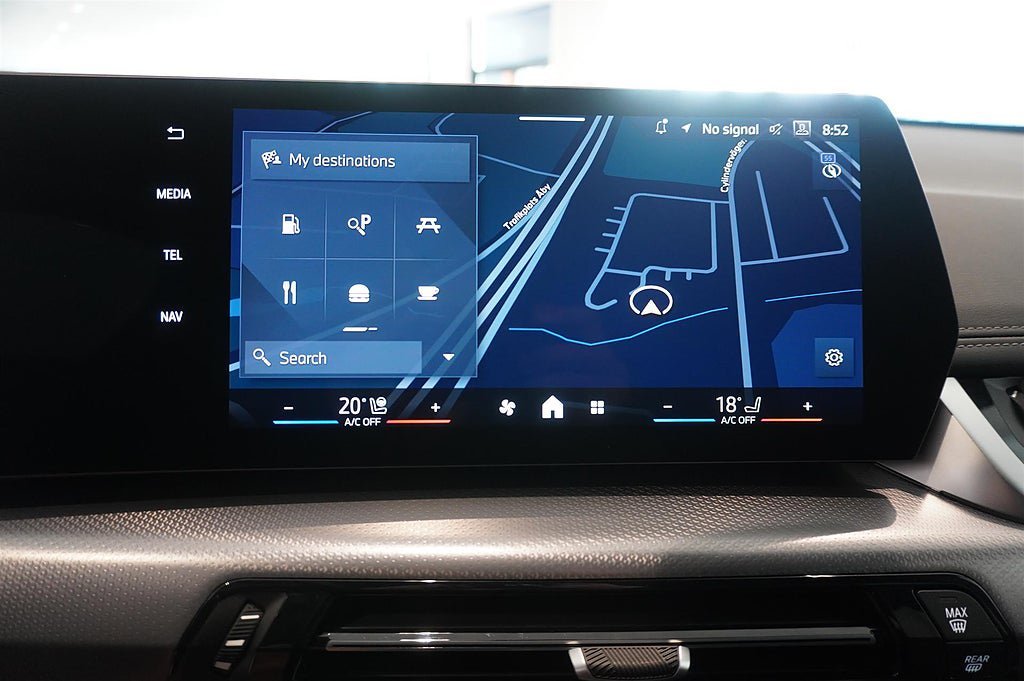 Vehicle Image 9