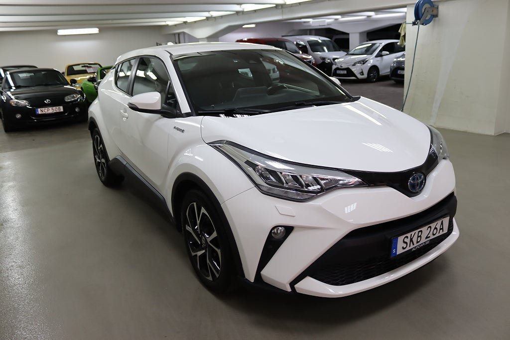 Vehicle Image 5