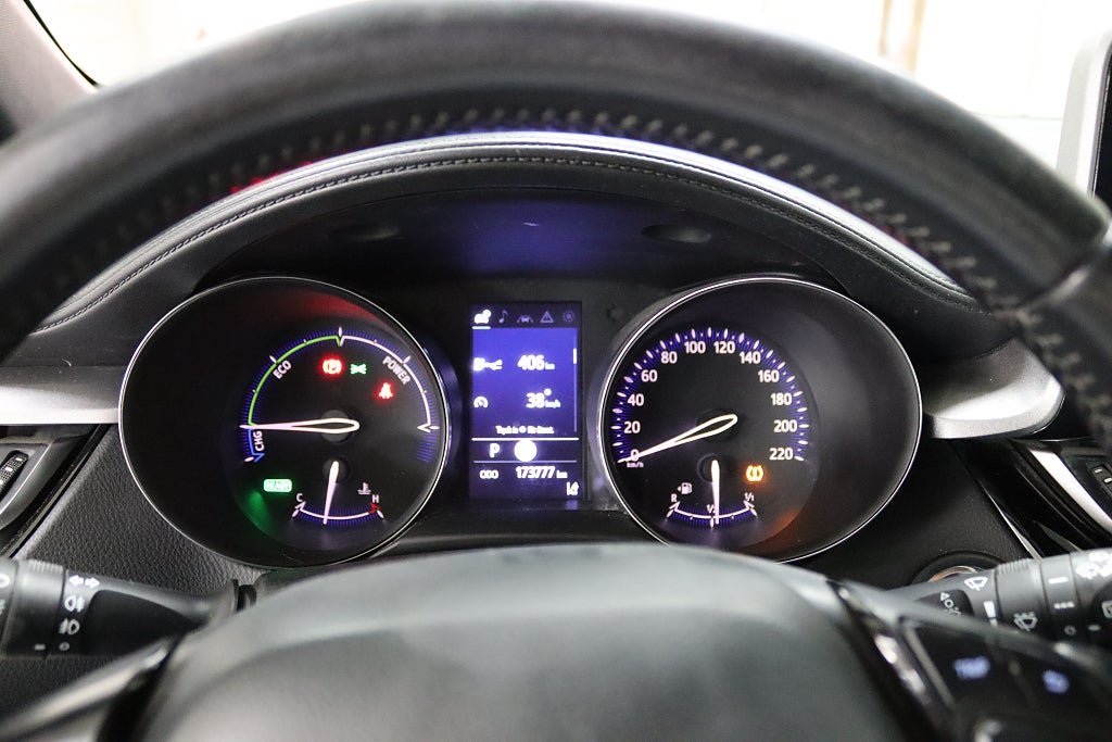 Vehicle Image 15