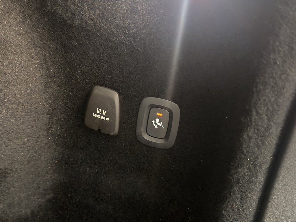 Vehicle Image 27