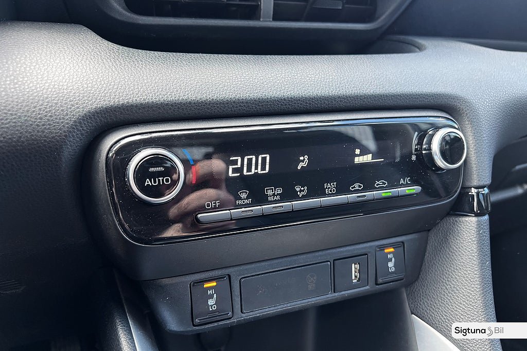 Vehicle Image 21