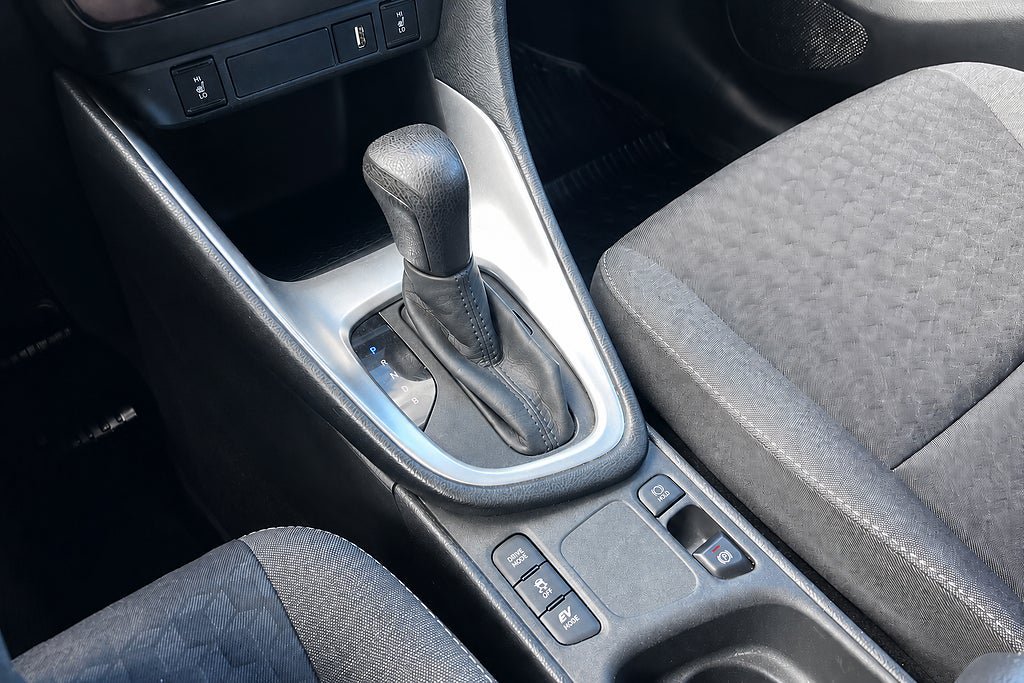 Vehicle Image 22