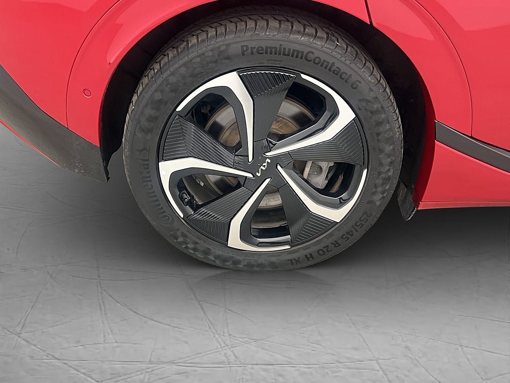 Vehicle Image 36