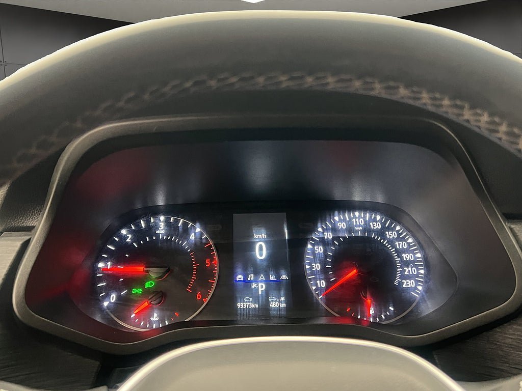 Vehicle Image 16
