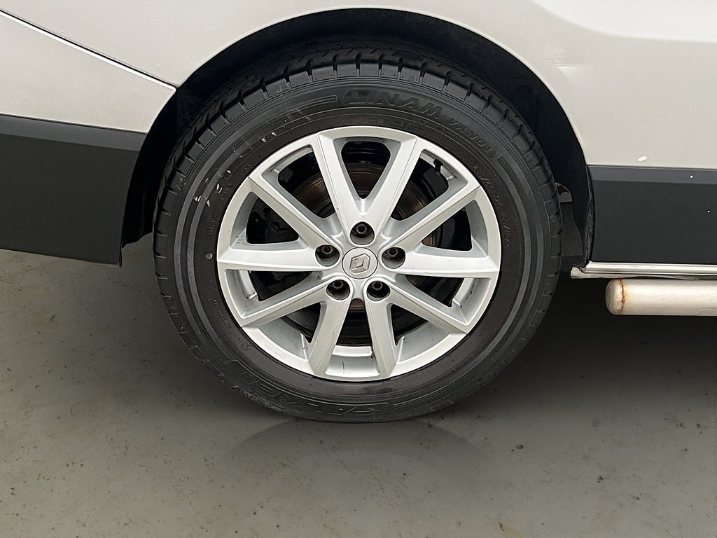 Vehicle Image 28