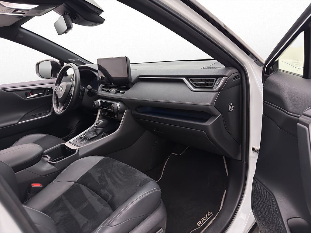 Vehicle Image 37
