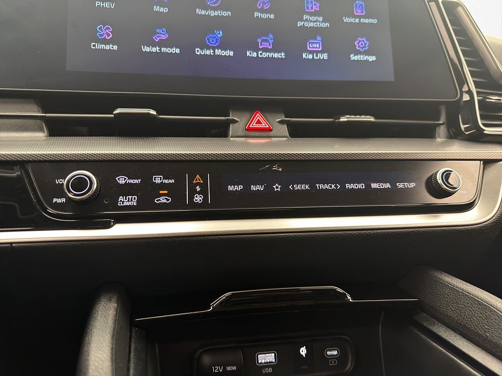 Vehicle Image 26
