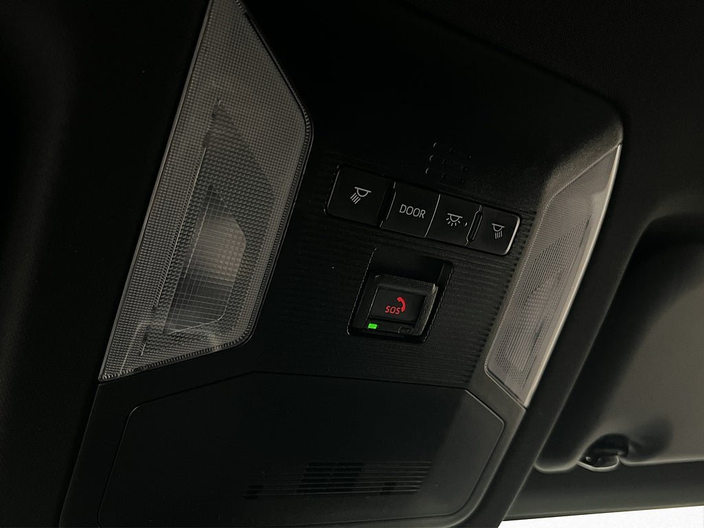 Vehicle Image 30