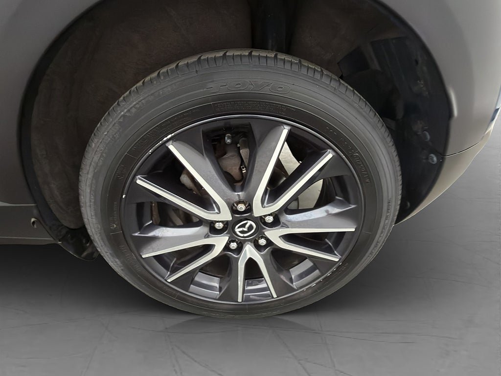 Vehicle Image 33
