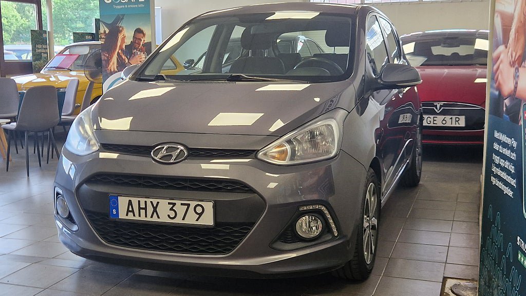 Vehicle Image 3