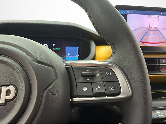 Vehicle Image 17