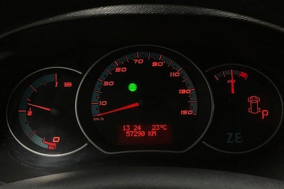 Vehicle Image 17