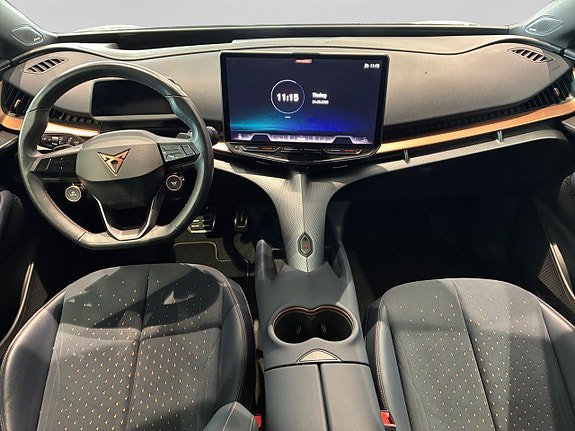 Vehicle Image 10