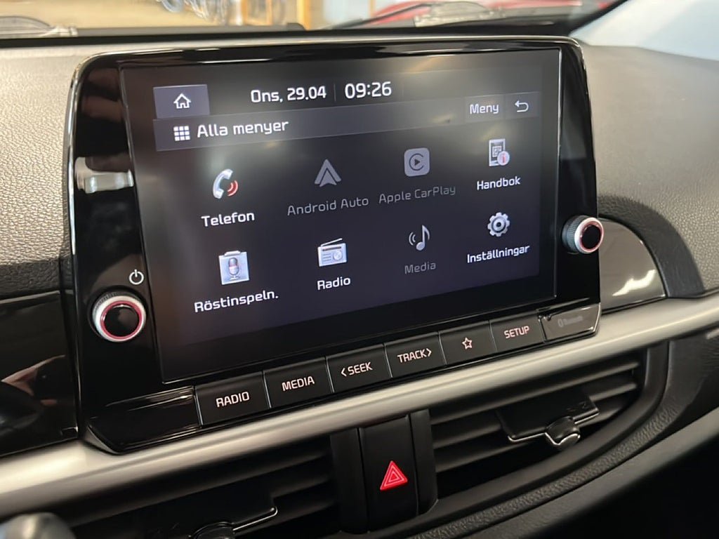 Vehicle Image 11