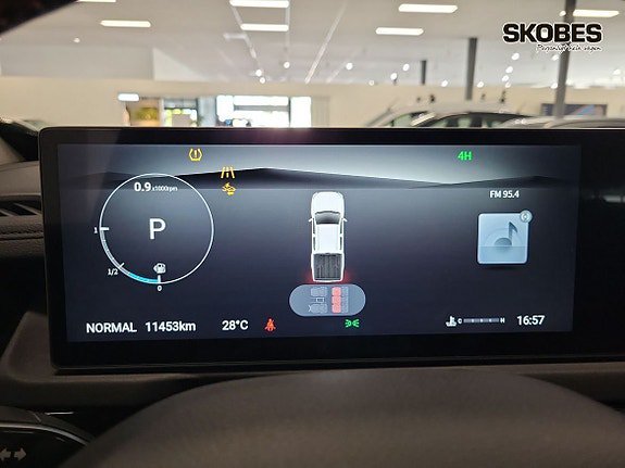Vehicle Image 13