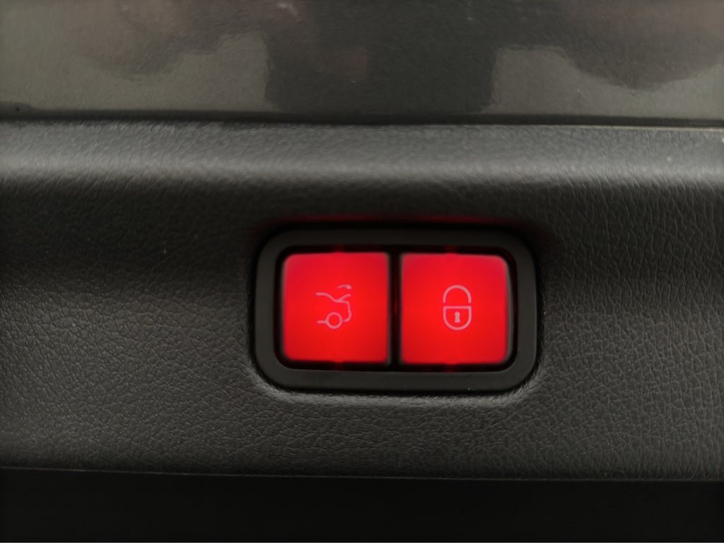 Vehicle Image 33