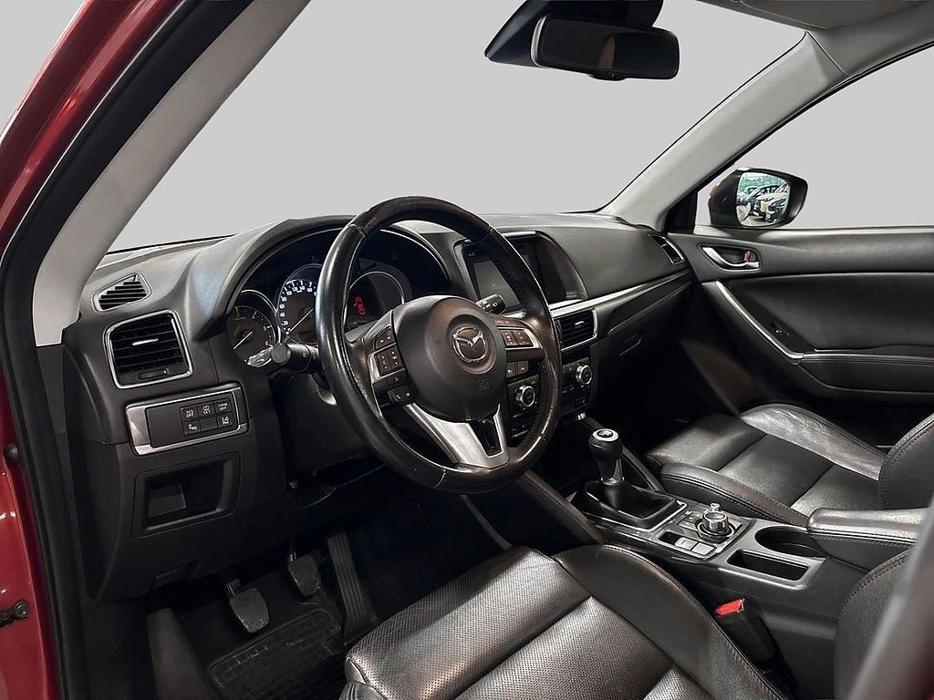 Vehicle Image 11