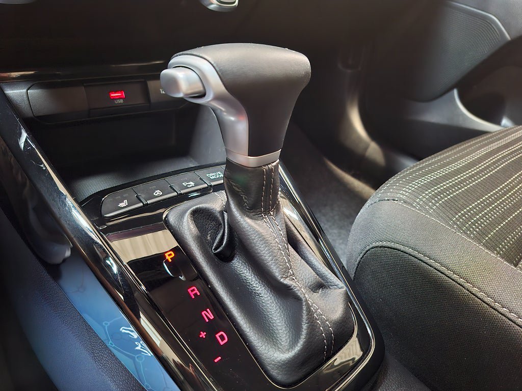 Vehicle Image 19